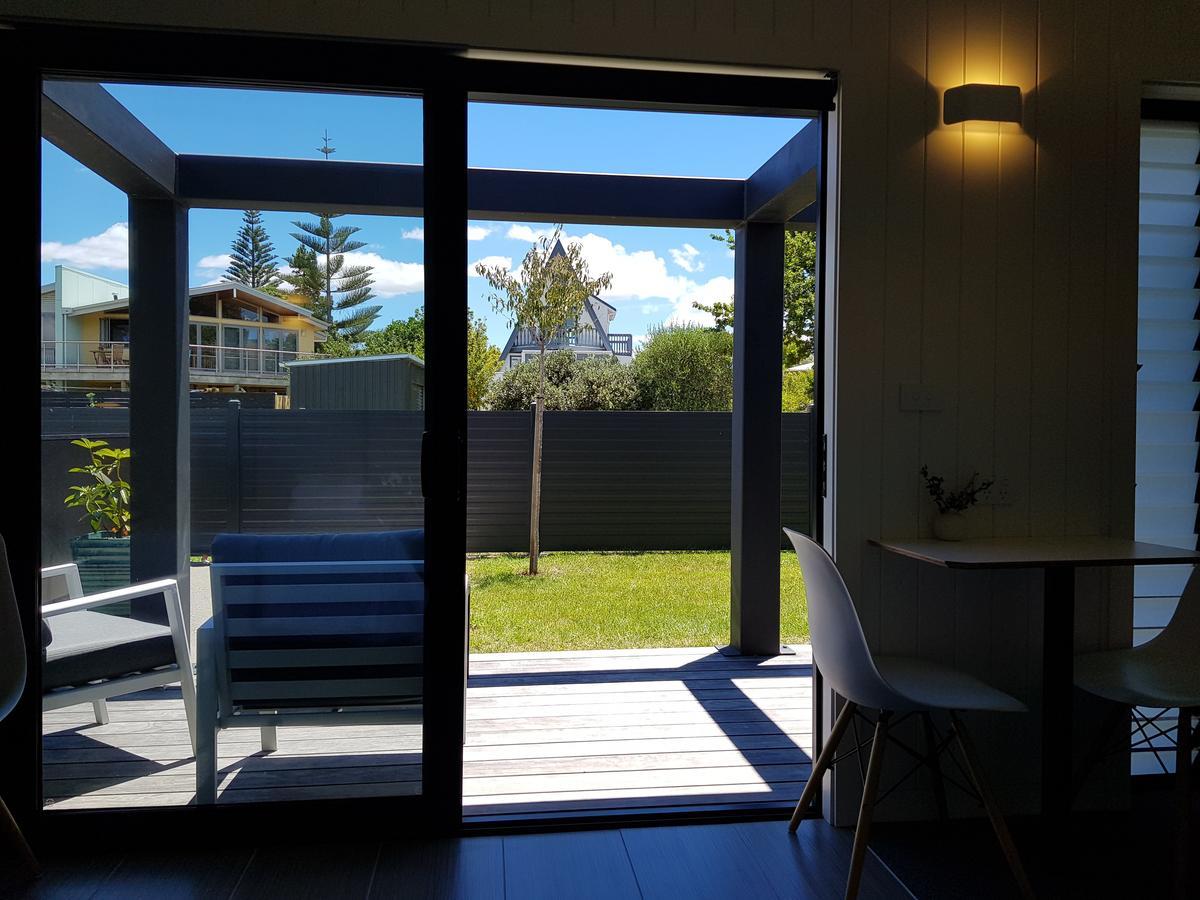 Bed and Breakfast Admiral Waters à Cooks Beach Extérieur photo