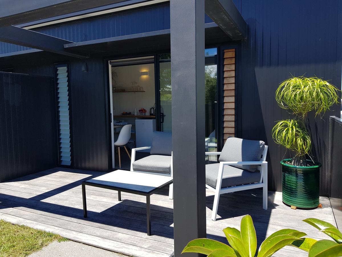 Bed and Breakfast Admiral Waters à Cooks Beach Extérieur photo